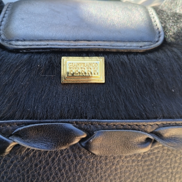 NEW VINTAGE ORIGINAL GIANFRANCO FERRE' DESIGN HANDBAG - Picture 7 of 11